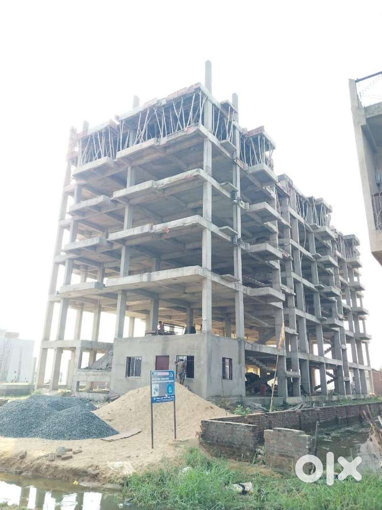 Get Warmth with huge 3 BHK luxury flat for your loving family