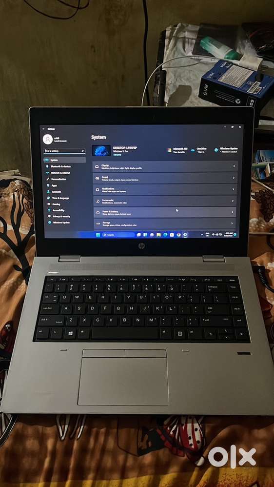 Hp pro book 640 G4 model 8gb ram 256 ssd i5 8th genration