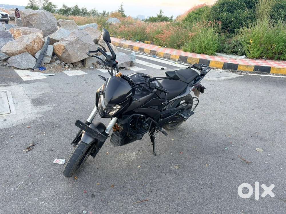 Dominar 250 charcoal gray matt black