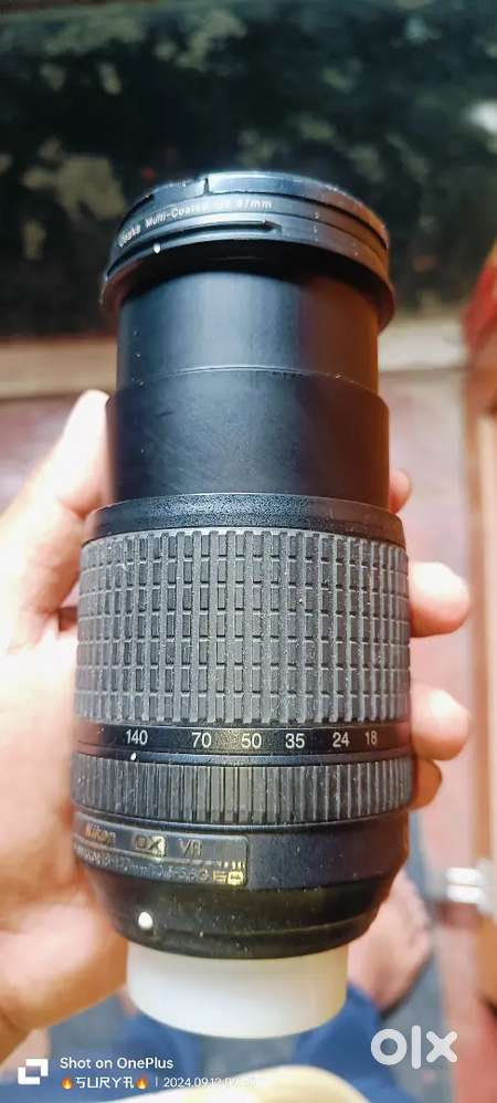 Nikon 5600D new model ...2 lens , flash tiger, bag all accessories