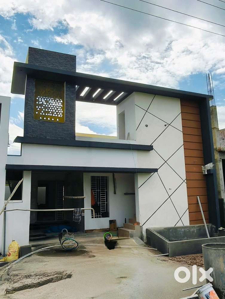2Bhk independent house for sale in veerapandi pirivu