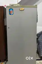 Whirlpool Refrigerator (Fridge)