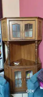 WOODEN CORNER