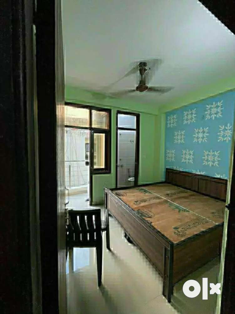 2BHK rent in Noida extension