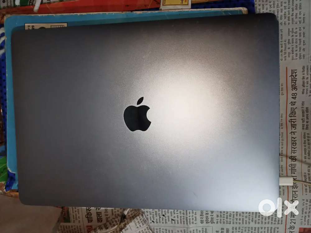 MACBOOK PRO