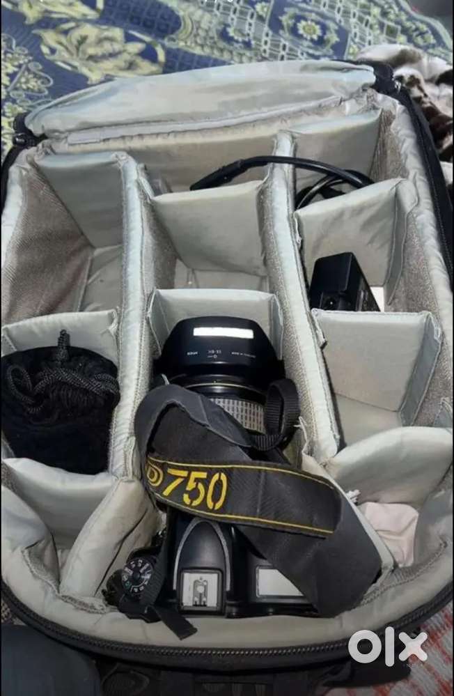 Nikon D-750 DSLR camra