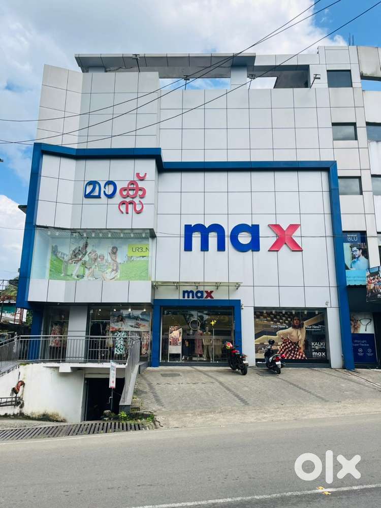 Sales come cashiers