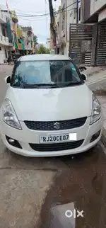 Maruti Suzuki Swift 2016 Diesel august month  
82000 Km Driven