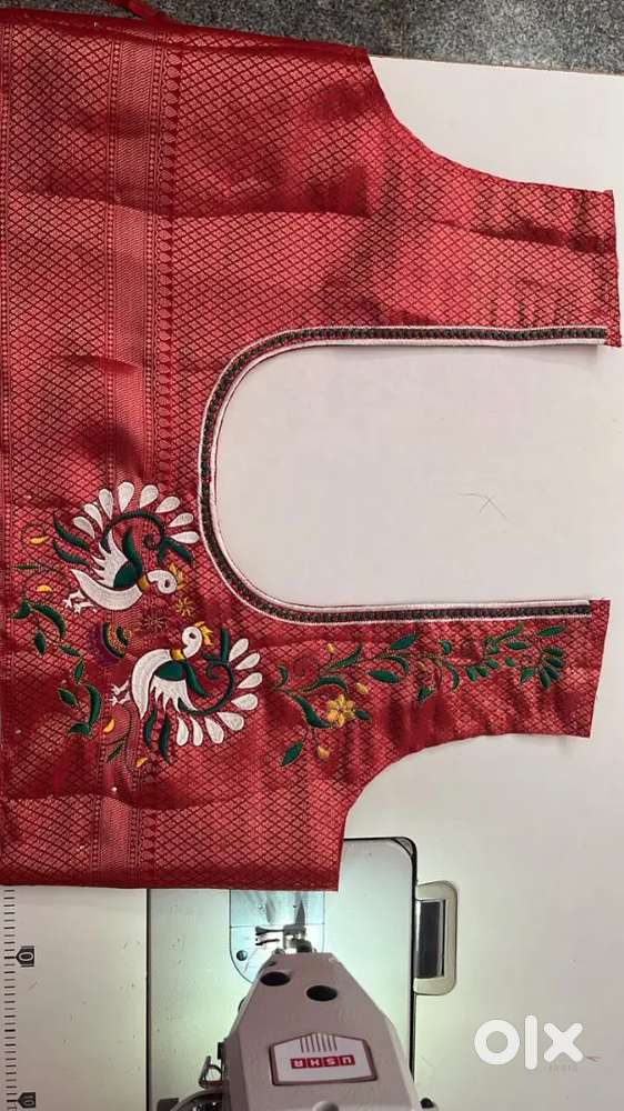 Computer embroidery machine