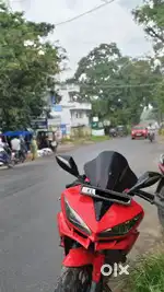Yamaha R15 V2