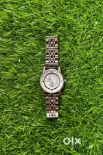Fastrack Watch New less used quality Free new metal strap worth 2500