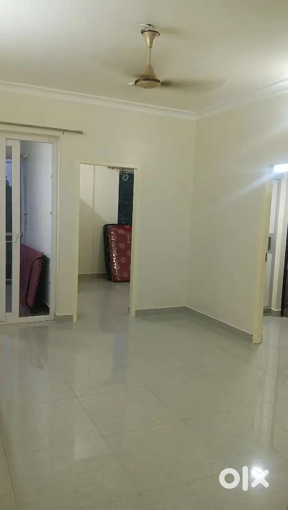 3 bhk fully furnished flat near @ pookunam