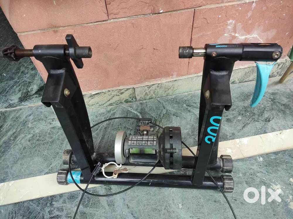 Decathlon Btwin 300 Bicycle Home Trainer