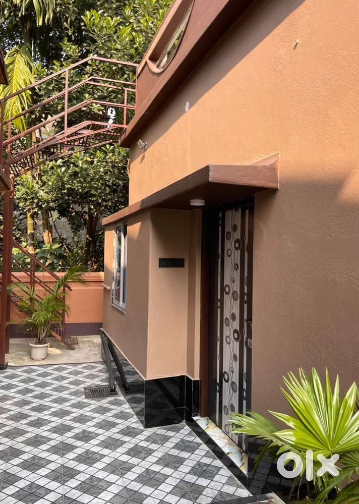 House for rent in Madhyamgram