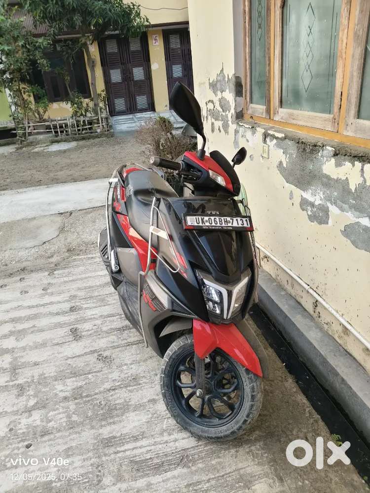 Single hand drive, clean & original condition