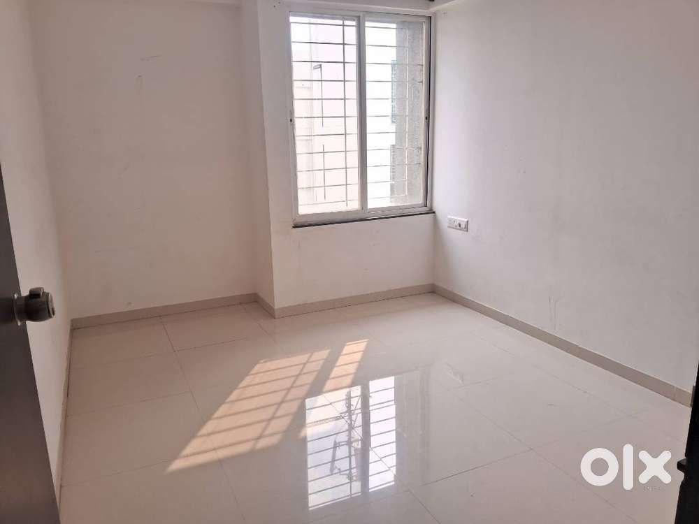 ALL AMENITIES VERY URGENT SALE 1 BHK