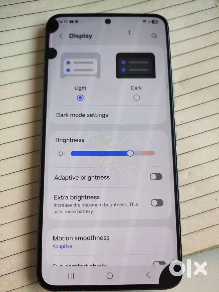 Samsung S22  8gb ram 128 gb memory with bill display par 3 dot hai