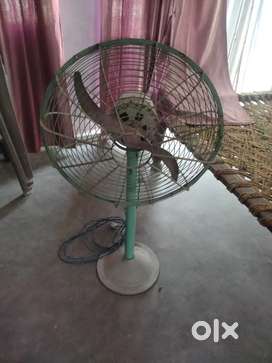 STAND FAN ,1 year old