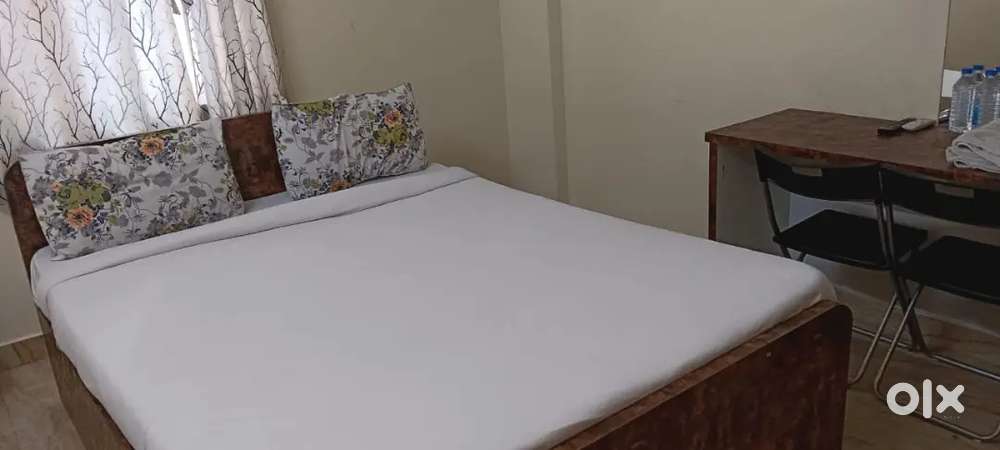 Required lady housekeeping cum cooking person