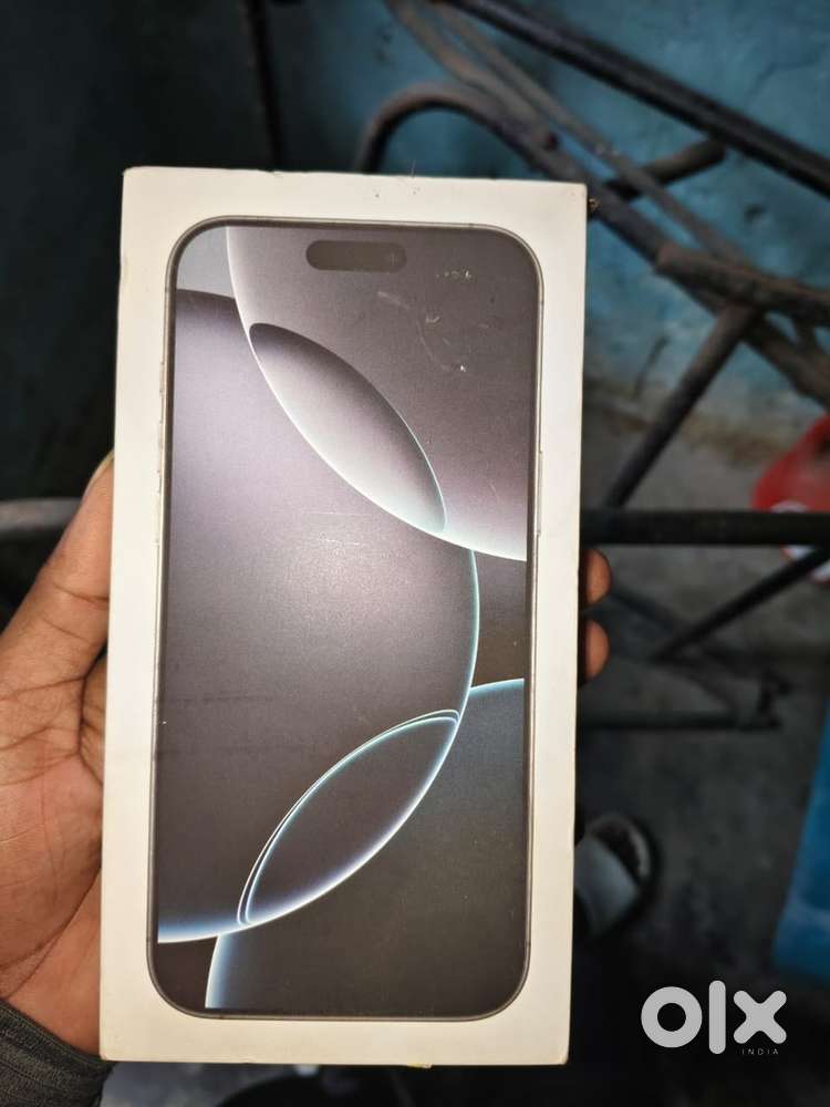 I phone 16 pro max 256 gb  brand new condition