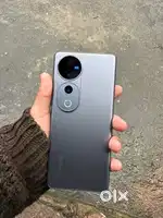 Vivo v 40 pro