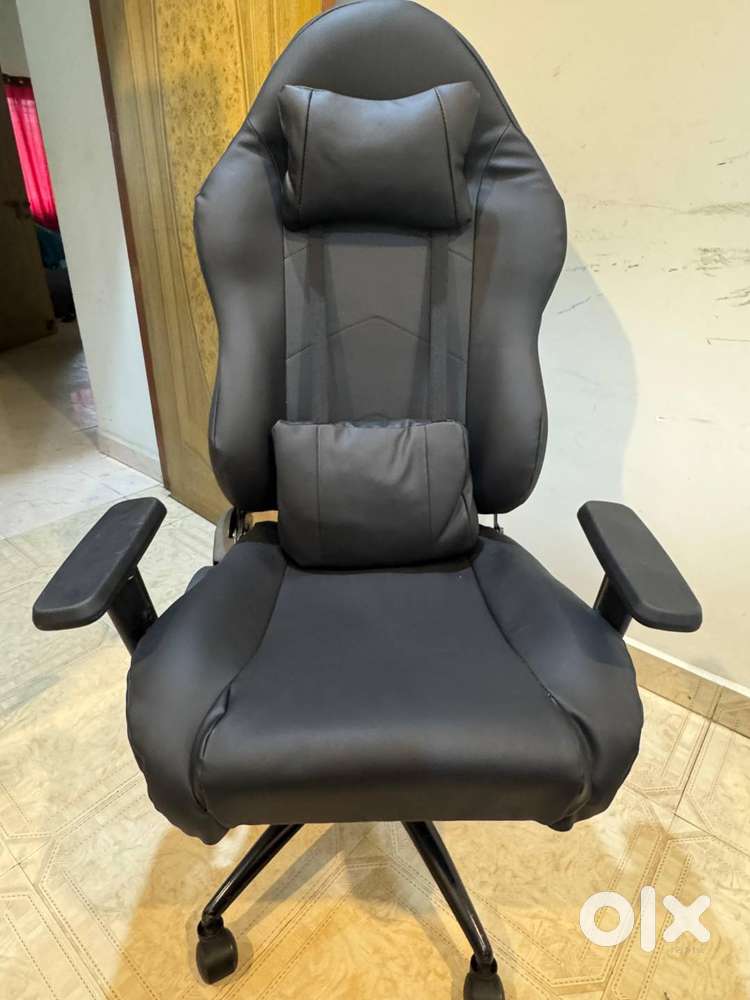 ASE Gaming Gold Series Gaming Chair with 180 Degree Recline