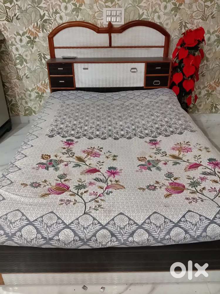 Two Queen Size bed