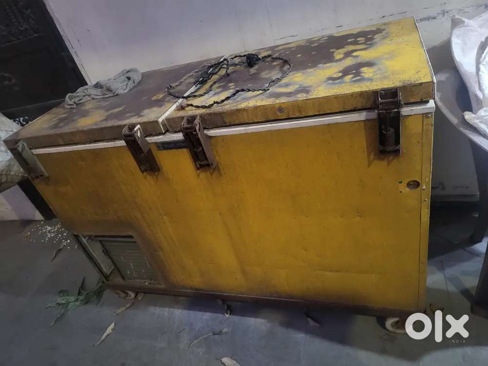 Fridge for shop