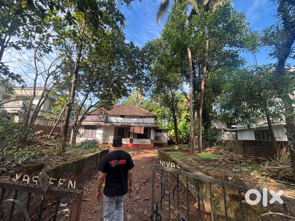 25 cent plot in prime vip location