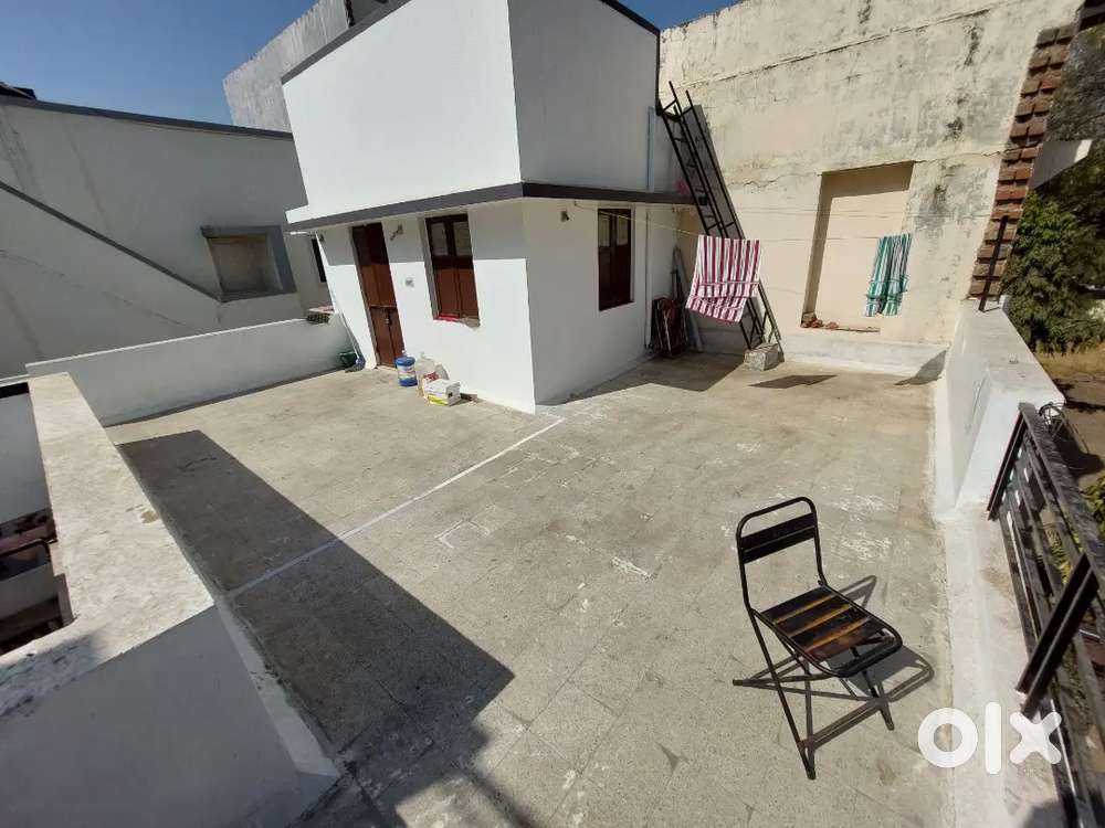 1 Room in Sector 3C with large open space