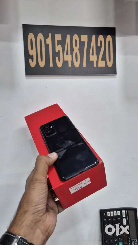 Oneplus 9 12gb/256gb 5G in good condition