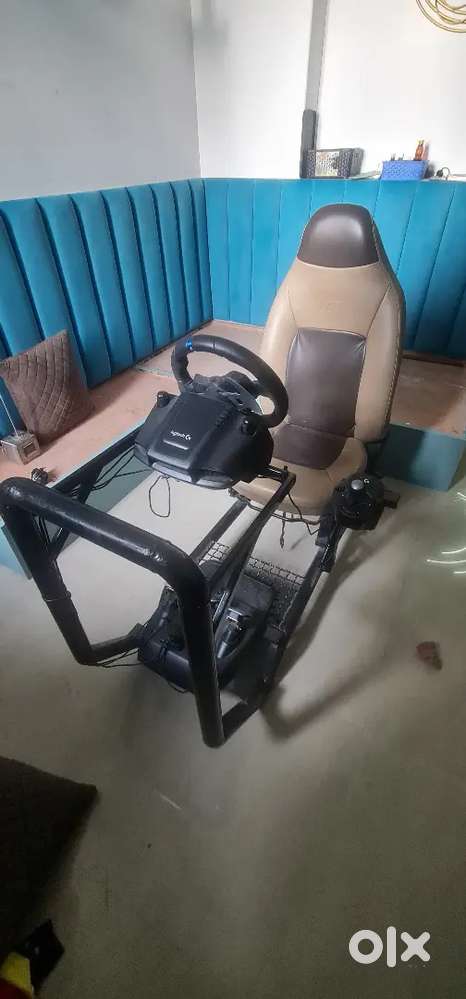 Logitech G29 Gaming Setup. Without TV & PS5/PS4