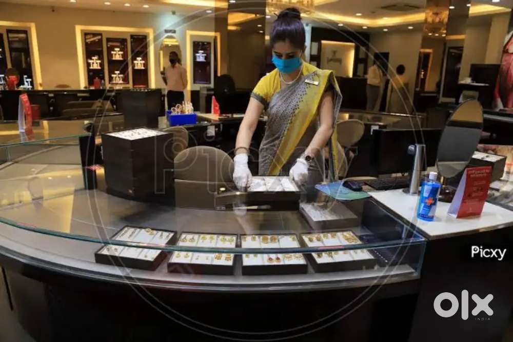 Tlsyn jwellery showroom sales man and girls