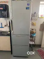 Hitachi 3 Door Friedge 390 Ltr