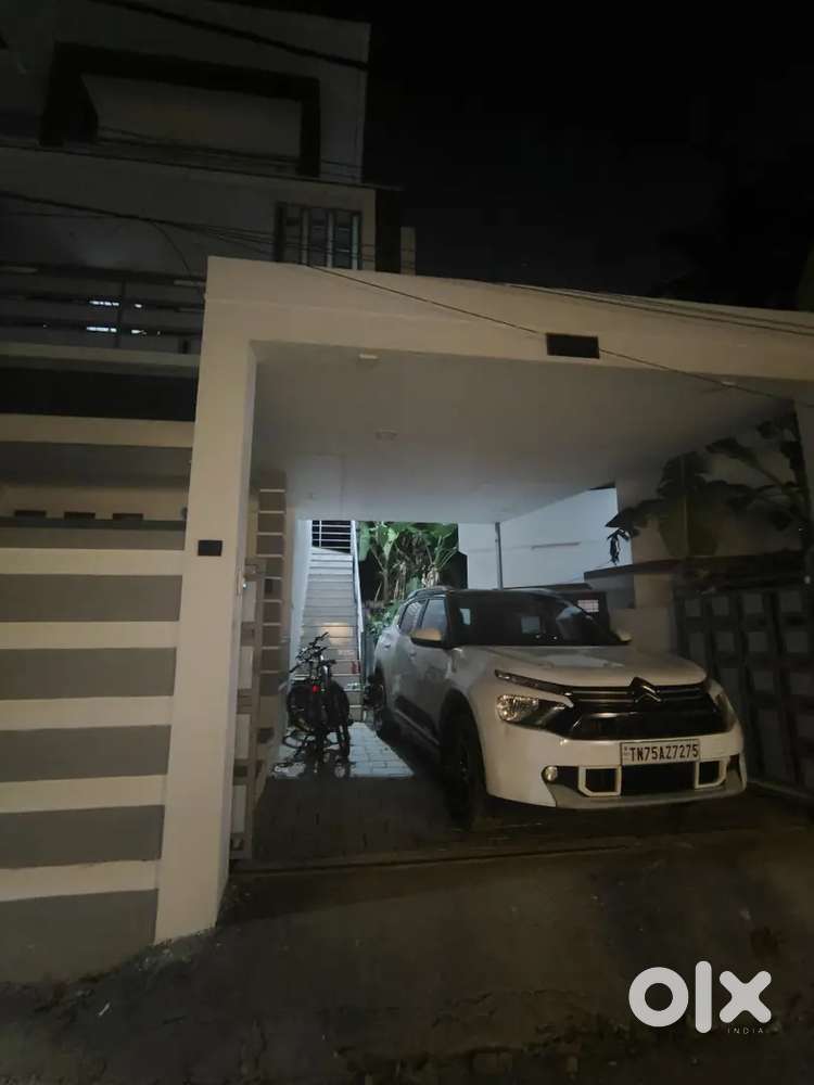 For room sharing (working women )