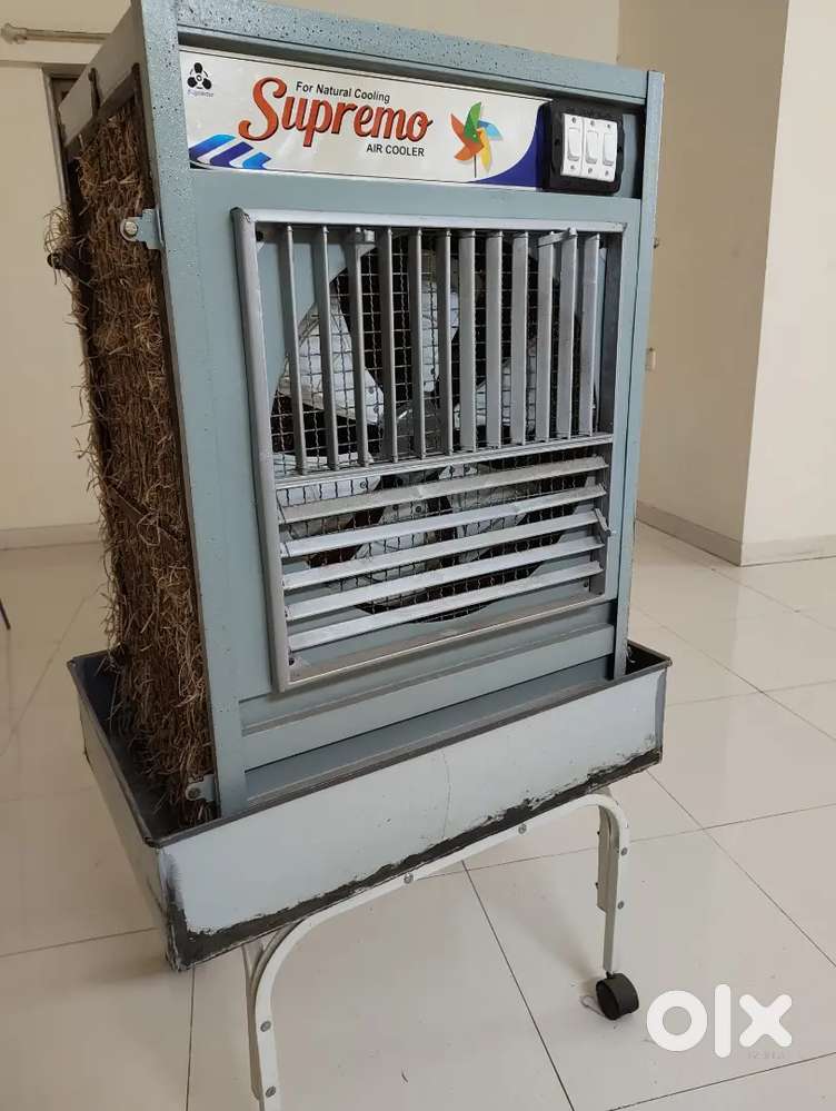 Cooler - just 2 months used!!
