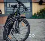 Its a 21 gear cycle with dual disc brake