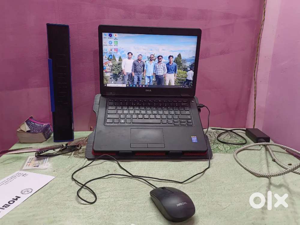 Dell Leptop i5 processor 5th generation windows 10pro 8gb ram 256ssd