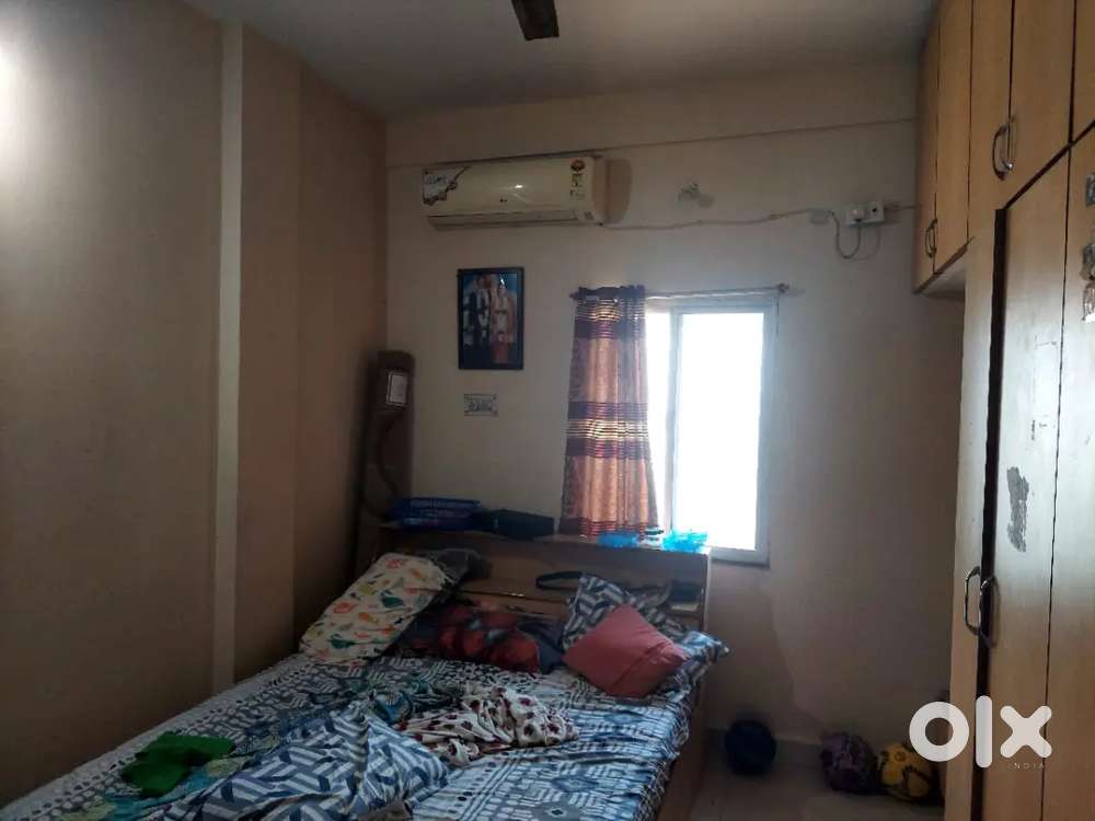 2bhk semi furnished flat for rent