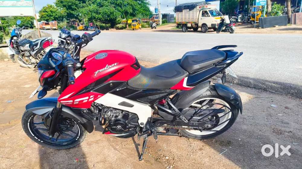 Pulsar NS200 for sale