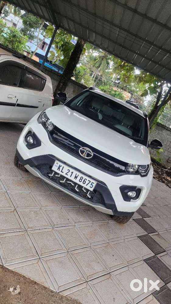 Tata Nexon AMT XZA PLUS, 2022, Petrol