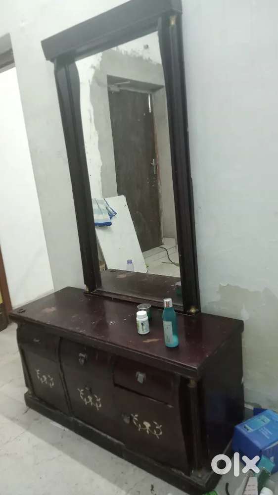 Dressing table hai