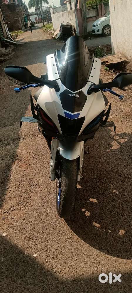 R15 M model top condition