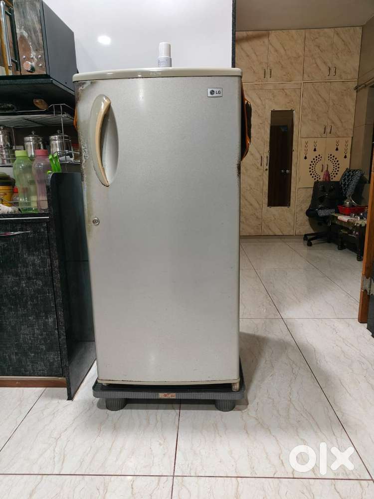 LG 175 ltr working and good condition fridge