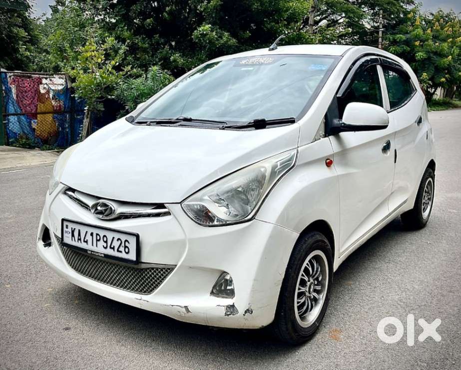 Hyundai EON Sportz, 2013, Petrol