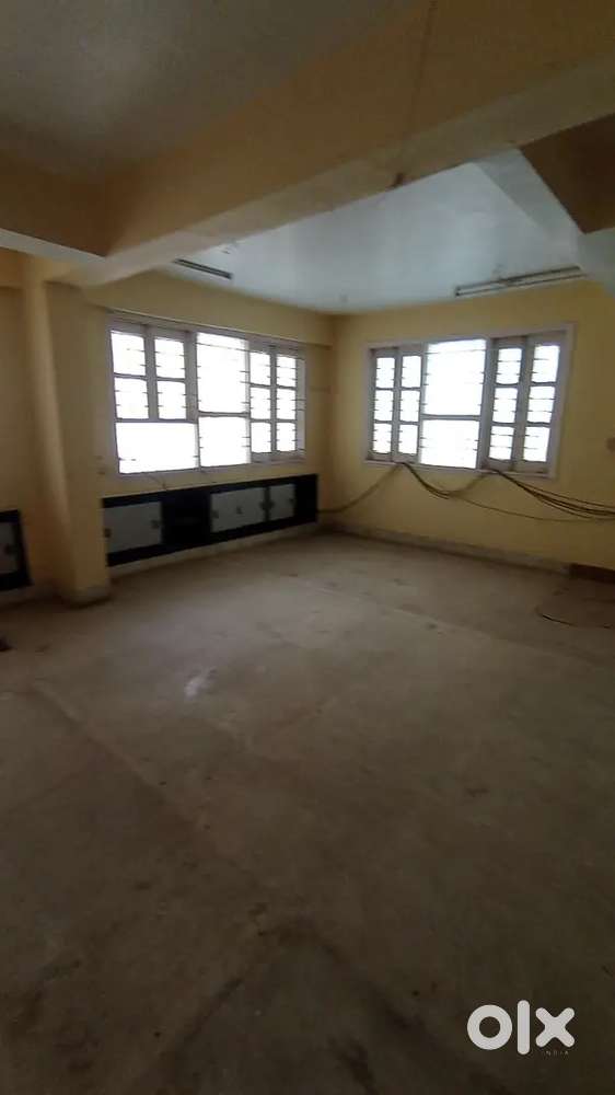 2200 sq ft office space on boring road chauraha