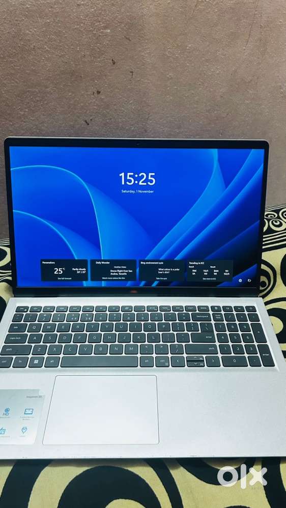 Dell Inspiron 15 (3520) - 12th Gen Core i5  8GB RAM  512GB SSD