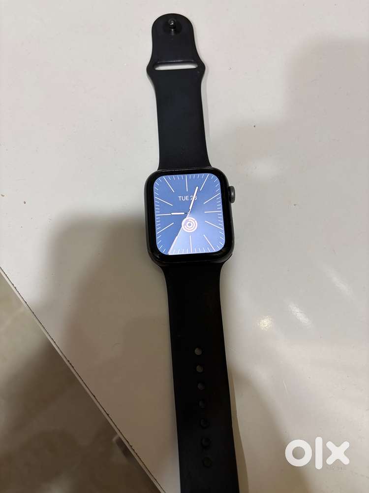 Apple watch SE GPS+Celluar 2021 model