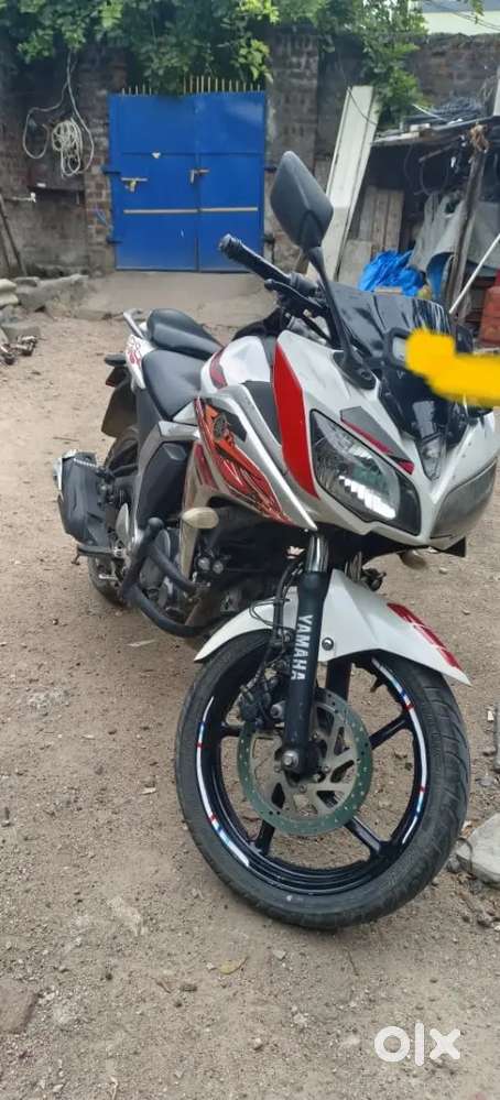 Sel my yamaha fazer very good condition