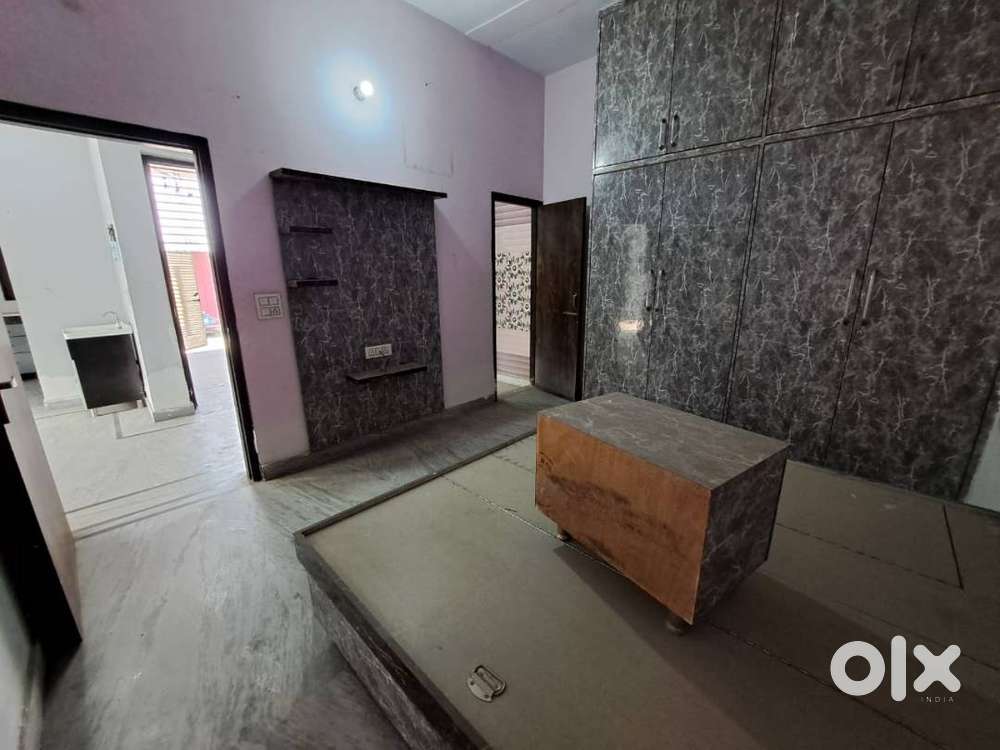 140 GAJ 3BHK HOUSE SALE